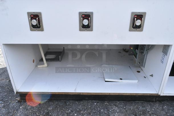 Stainless Steel Commercial Buffet Station w/ Alto Shaam ED2-48/2S 2 Tier Heated Merchandiser Case, Hot Well, Sneeze Guard, 3 Heat Lamps, 3 Wells, 2 Cup Dispensers. 120/208/240 Volts, 1 Phase. - Image 9 of 15