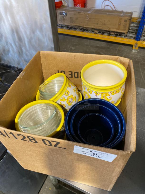 LOT Glass Bowls - Image 1 of 1