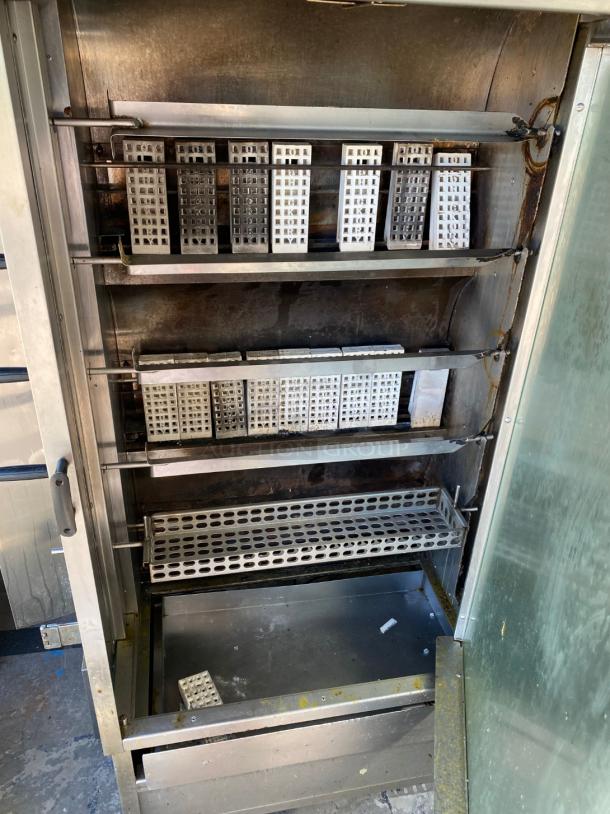 WOW! Nice Chicken Rotisserie Rotary Grill w/ 4 Spits & Drip Pan! - Image 2 of 4