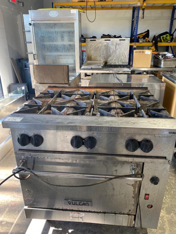 NICE TESTED Vulcan 36C-6BN Endurance 6 Burner 36" Range with Convection Oven Base - 215,000 BTU - Image 1 of 3