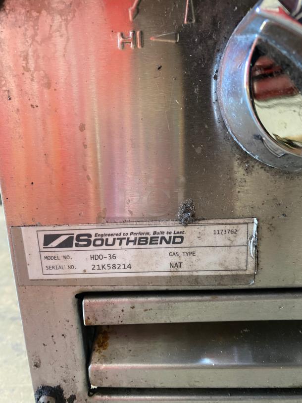 Southbend HDO-36 36" Gas Hotplate w/ (6) Burners & Manual Controls - Image 3 of 3