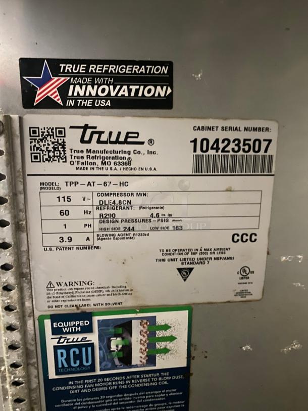 TESTED True TPP-AT-67-HC 67 3/8" 2 Door Refrigerated Pizza Prep Table - Image 4 of 4