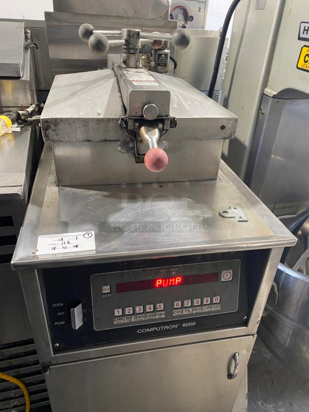 WOW! Henny Penny 600 Pressure Fryer with Computron 1000 - 80,000 BTU - Unable to Test - Image 1 of 4