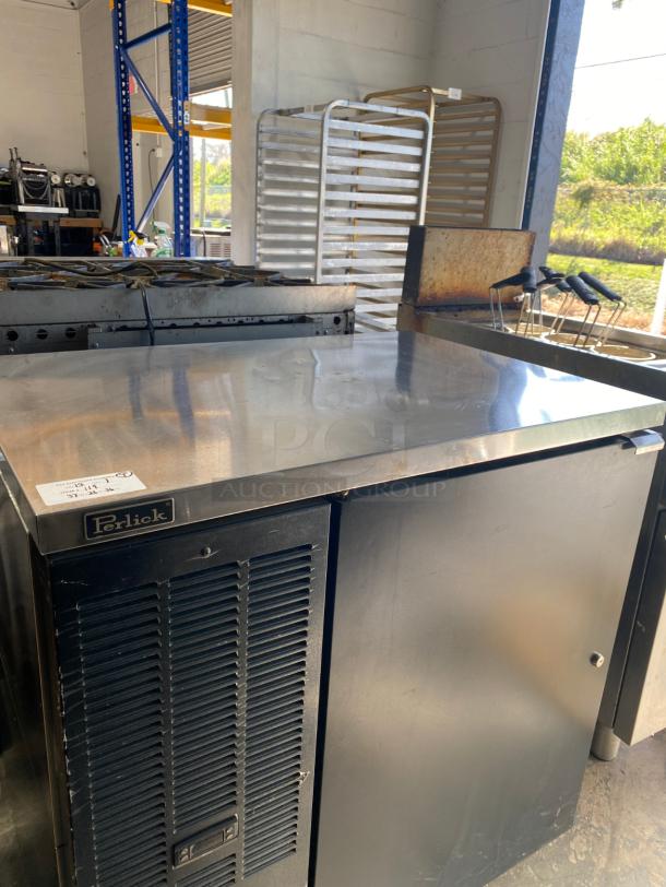 TESTED Perlick DDS36 36" Stainless Steel Direct Draw Beer Dispenser Refrigerator - (2) 1/4 Keg Capacity - Image 1 of 4