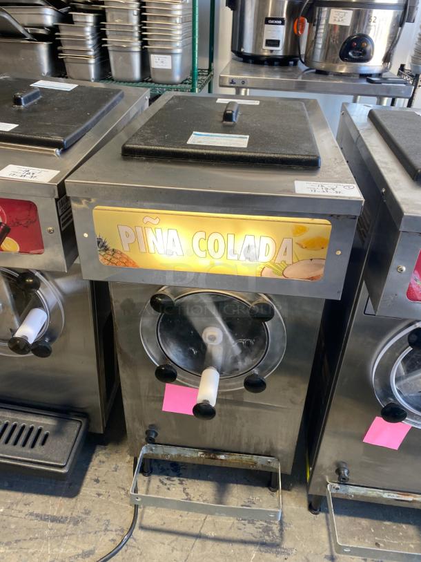 WOW Saniserv 108C Margarita Machine - Single, Countertop, 102 Servings/hr., Air Cooled, 115v - Image 1 of 3