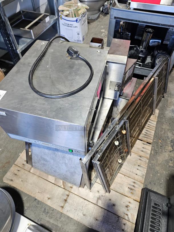 WOW! Lincoln 2500-4/1346 50" Double-Stacked Quiet Digital Countertop Impinger Electric Conveyor Oven with Push-Button Controls - 208-240V, 6 kW - Image 2 of 5