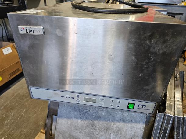WOW! Lincoln 2500-4/1346 50" Double-Stacked Quiet Digital Countertop Impinger Electric Conveyor Oven with Push-Button Controls - 208-240V, 6 kW - Image 3 of 5