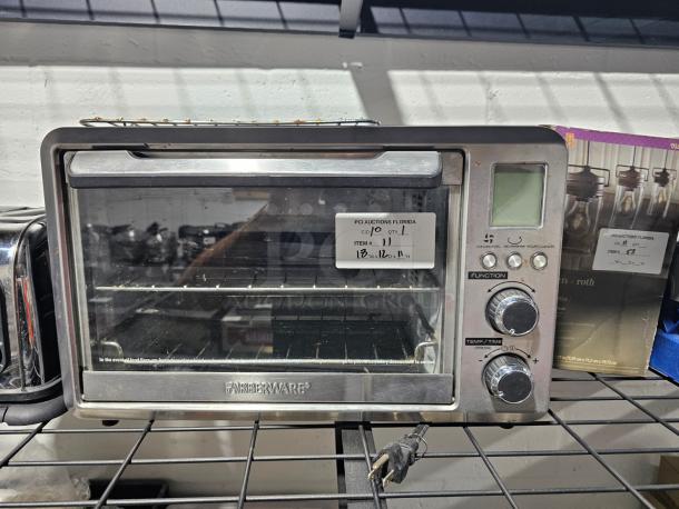 NICE! Countertop Toaster Oven w/ Tray - Image 1 of 2