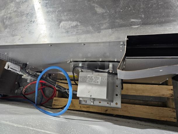 WOW - BARELY USED! Commercial Two-Door Convection Oven - Image 7 of 7