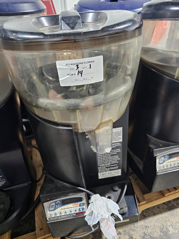 Vitamix Commercial 5132 VM0126 Bar Type Blender w/ (4) 12-oz Drinks, 5-gal Ice Bin - Image 1 of 2