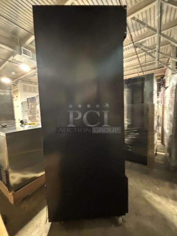 Dukers DSM-40SR Commercial Glass Sliding 2-Door Merchandiser Refrigerator in Black - Image 4 of 6