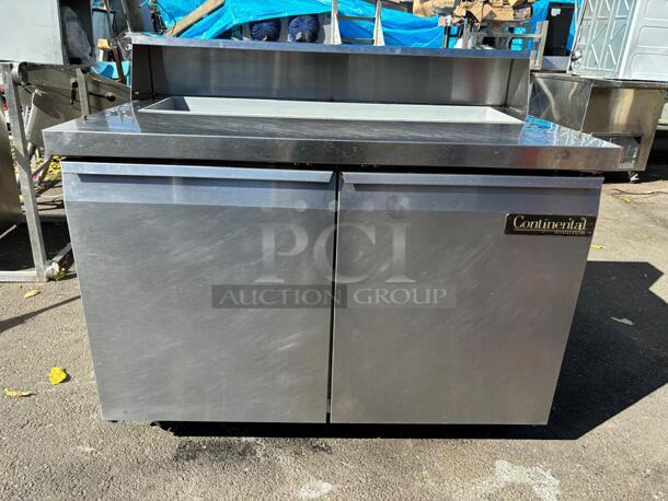 CONTINENTAL REFRIGERATED PIZZA PREP TABLE - Image 3 of 5