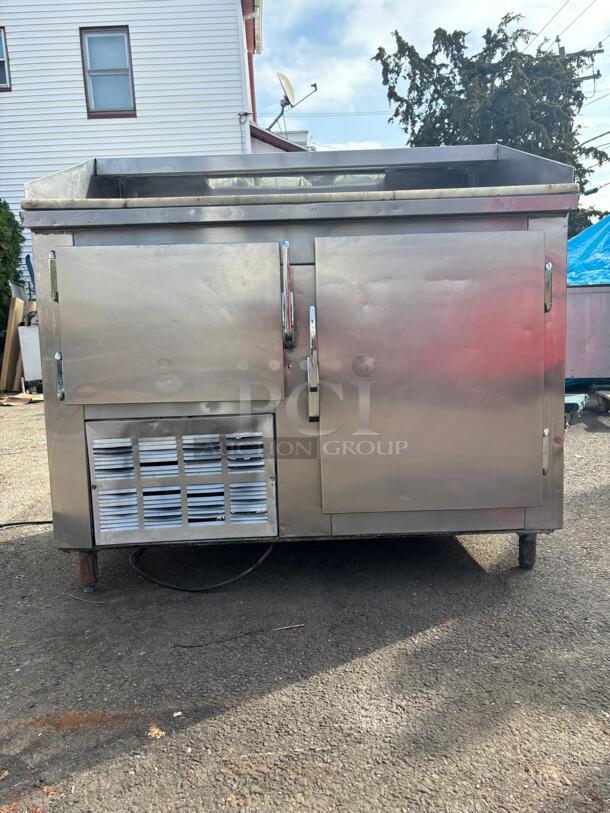 WOW!! LEADER 2 DOOR CUSTOM MARBLE TOP PIZZA PREP TABLE - Image 1 of 4