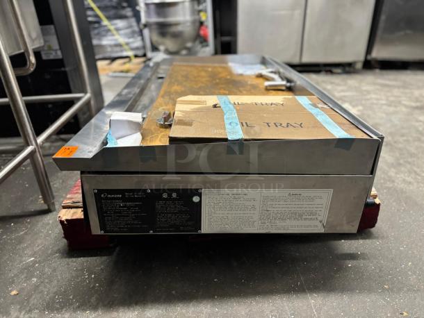 BRAND NEW SCRATCH & DENT  DUKERS APPLIANCE CO. USA LTD DCGMA60 GRIDDLE GAS COUNTERTOP - Image 3 of 5