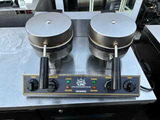 CARNIVAL KING WSM22 Non-Stick Double Waffle Maker with Timers - 120V