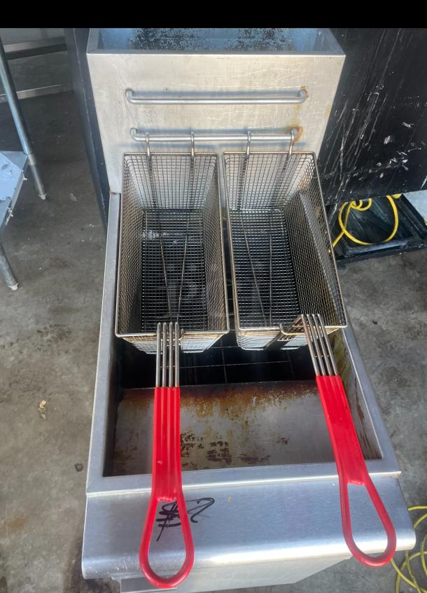 Jaxpro Nat Gas 40lbs Fryer, Working When Taken Out. - Image 2 of 4