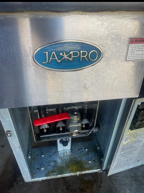 Jaxpro Nat Gas 40lbs Fryer, Working When Taken Out. - Image 3 of 4