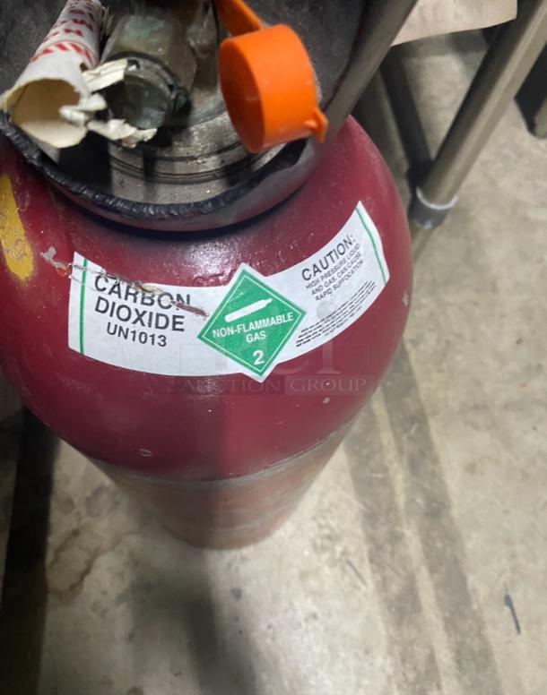 Co2 Tank. Type 2 - Image 2 of 2