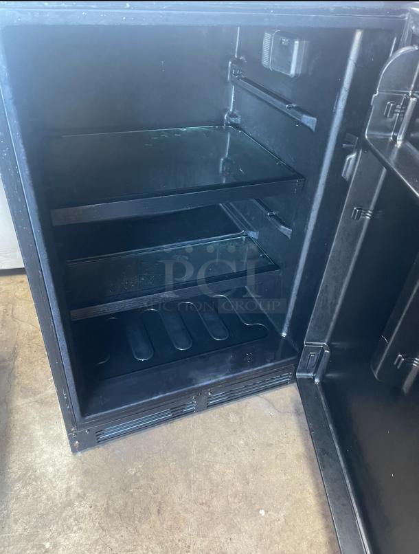 Under Counter Refrigerator, TESTED WORKS GREAT - Image 2 of 4