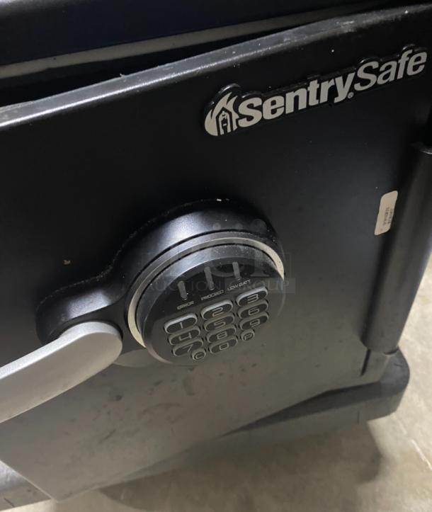 Sentry Safe/ W code - Image 4 of 4