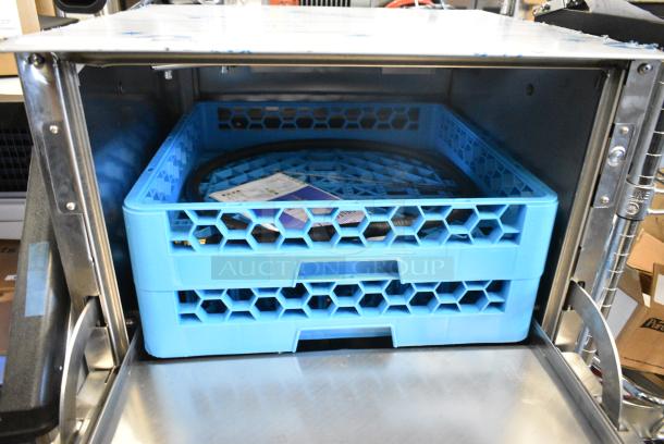 BRAND NEW SCRATCH AND DENT! 2024 Jackson DELTA HT-E-SEER Stainless Steel Commercial Hi Temp High Temperature Short Sanitizing Glasswasher with Energy Recovery. 208/230 Volts, 1 Phase. - Image 3 of 6