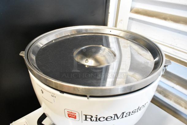 BRAND NEW SCRATCH AND DENT! Rice Master RM-55P-R Liquid Propane 110 Cup (55 Cup Raw) Gas Rice Cooker and Warmer. - Image 3 of 8