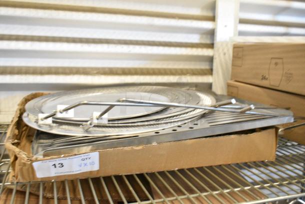 BRAND NEW SCRATCH AND DENT! Lot of 10 Various Items Including Metal Round Baking Pans - Image 1 of 5