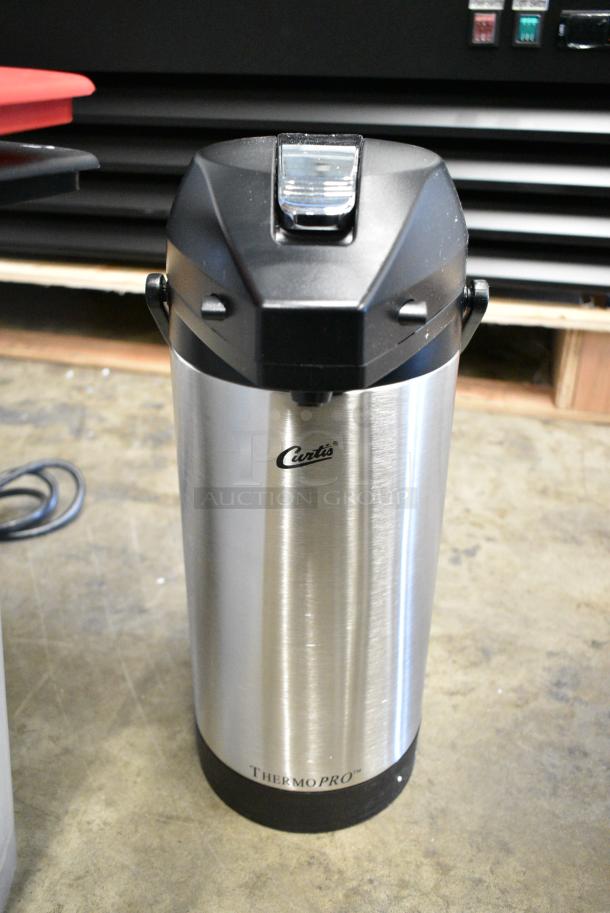 2 BRAND NEW SCRATCH AND DENT! Curtis SVAP-3800F-N Stainless Steel Air Pot. 2 Times Your Bid! - Image 3 of 8