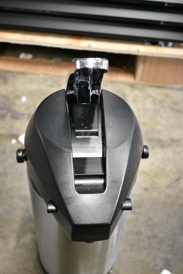 2 BRAND NEW SCRATCH AND DENT! Curtis SVAP-3800F-N Stainless Steel Air Pot. 2 Times Your Bid! - Image 4 of 8