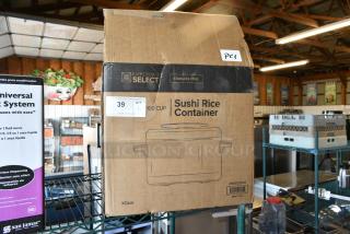 BRAND NEW SCRATCH AND DENT! 478ESC100SS Emperor's Select 100 Cup Insulated Sushi Rice Container with Stainless Steel Finish