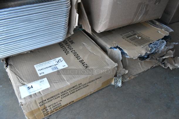 2 BRAND NEW SCRATCH AND DENT! Box of 4 Lancaster Table & Seating 164CUSHMTLBK Black Seat Cushion. 2 Times Your Bid! - Image 2 of 4