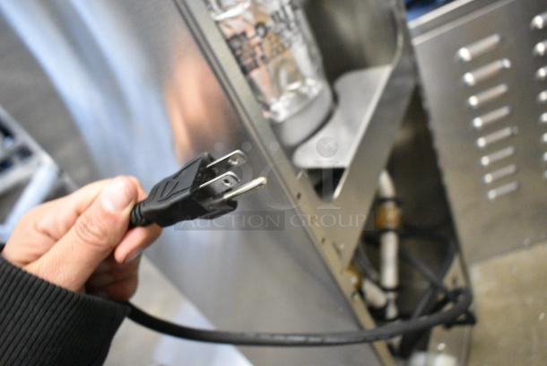 BRAND NEW SCRATCH AND DENT! 2024 Bunn TB3Q Stainless Steel Commercial Countertop 3 Gallon Iced Tea Brewer with Quickbrew. 120 Volts, 1 Phase. - Image 5 of 8