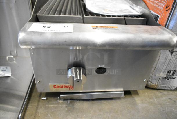 BRAND NEW SCRATCH AND DENT! Cecilware Pro CCP15 Stainless Steel Commercial Countertop Gas Powered Charbroiler. 40,000 BTU. - Image 2 of 5