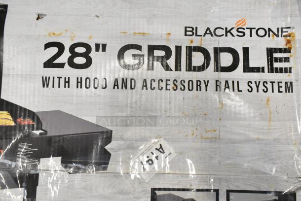 BRAND NEW SCRATCH AND DENT! Blackstone 28" Griddle w/ Hood and Accessory Rail System. - Image 2 of 3