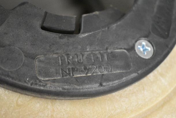 BRAND NEW SCRATCH AND DENT! Tru Fit NP-9200 Floor Cleaning Brush - Image 3 of 3