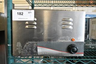 APW Wyott W-3Vi Stainless Steel Commercial Countertop Food Warmer. 120 Volts, 1 Phase. Tested and Working!