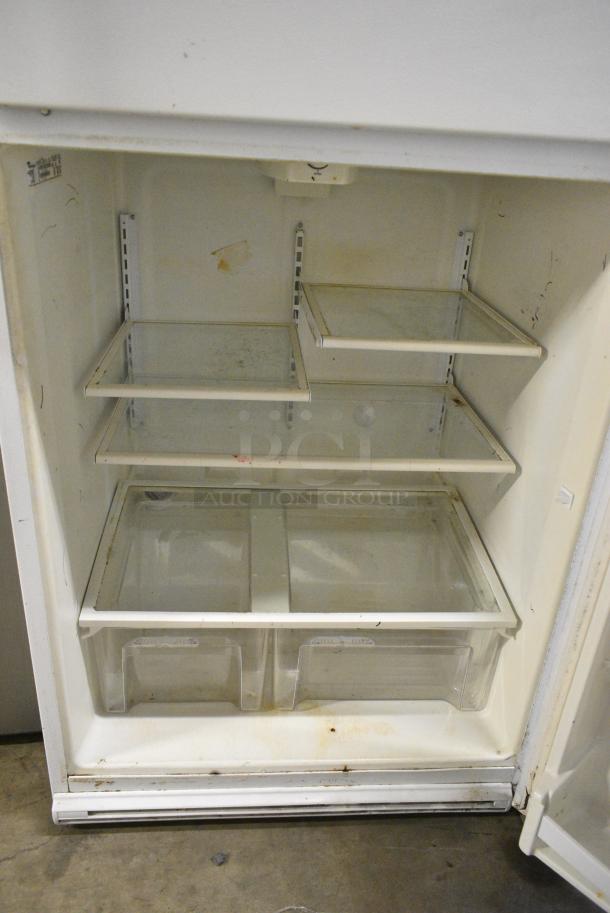 Whirlpool ET1MHKXMQ03 Metal Cooler w/ Freezer. 115 Volts, 1 Phase. Tested and Working! - Image 5 of 10