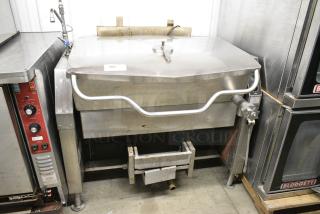 Stainless Steel Commercial Natural Gas Powered Floor Style Braising Tilting Pan.