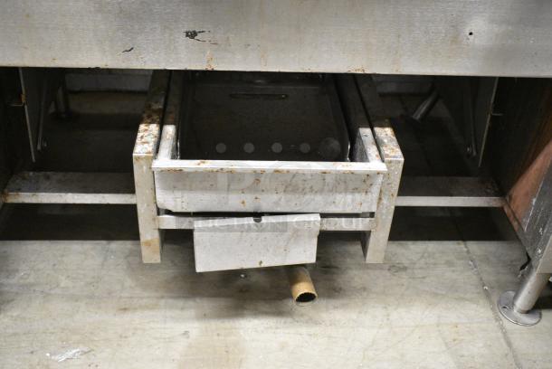 Stainless Steel Commercial Natural Gas Powered Floor Style Braising Tilting Pan. - Image 2 of 9