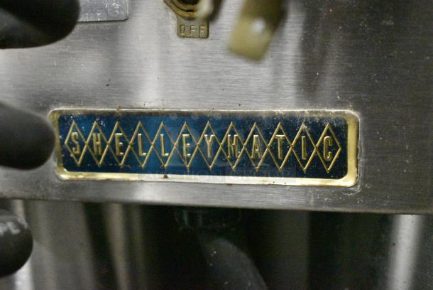 Shelleymatic Stainless Steel Commercial Floor Style 4 Well Plate Return on Commercial Casters. - Image 5 of 6