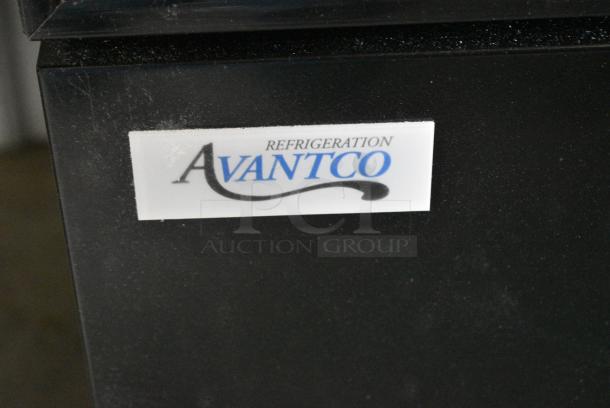 Avantco 193GD4C15HCB Metal Commercial Black 4-Sided Glass Refrigerated Display Case Merchandiser. See Pictures for Broken Glass. 110-120 Volts, 1 Phase. Tested and Does Not Power On - Image 2 of 5