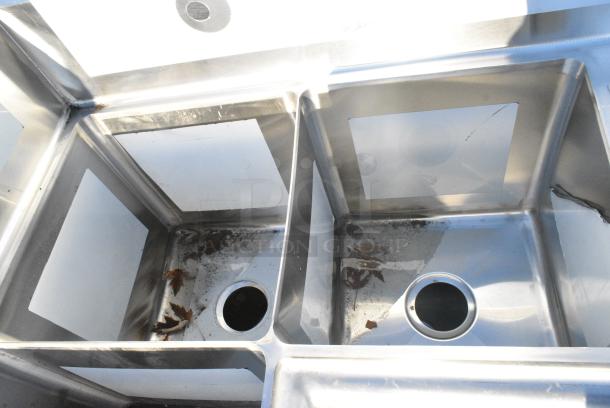 BRAND NEW SCRATCH AND DENT! Regency 600S3141414C Stainless Steel L Shaped 3 Bay Sink w/ Dual Drain Boards. No Legs. Bays 14x14x14. Drain Boards 12x15 - Image 3 of 5