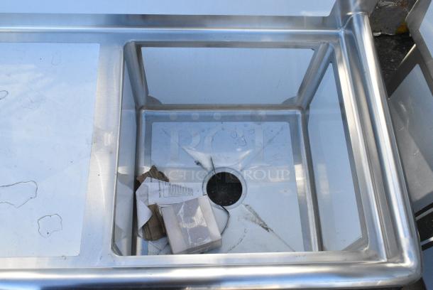BRAND NEW SCRATCH AND DENT! Steelton 522CS11818L Stainless Steel Commercial Single Bay Sink w/ Left Side Drain Board. No Legs. Bay 18x18x12. Drain Board 16x20 - Image 3 of 4
