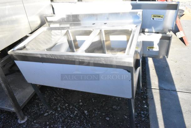 BRAND NEW SCRATCH AND DENT! Regency 600B22136L9 Stainless Steel 2 Bay Back Bar Sink w/ Left Side Drain Board. - Image 1 of 4