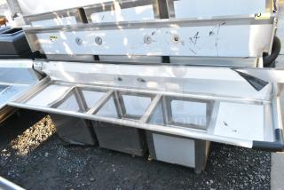 BRAND NEW SCRATCH AND DENT! Regency 600S31515215 Stainless Steel 3 Bay Sink w/ Dual Drain Boards. No Legs.