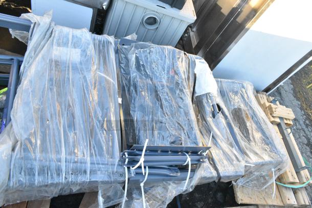 BRAND NEW SCRATCH AND DENT! Ballymore Gray Metal Ladder Stair - Image 3 of 5