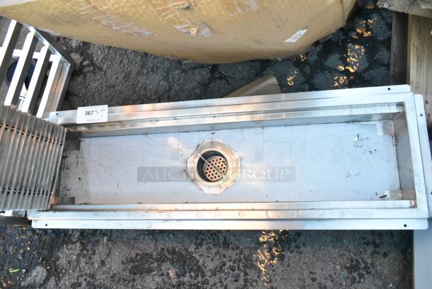 BRAND NEW SCRATCH AND DENT! Stainless Steel Floor Trough. - Image 3 of 3