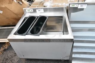 BRAND NEW SCRATCH AND DENT! Regency 600IB2124 Stainless Steel Ice Bin.