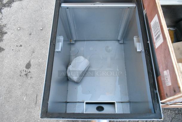 BRAND NEW SCRATCH AND DENT! Regency 600GT20 Metal Commercial Grease Trap. - Image 3 of 4