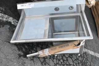 BRAND NEW SCRATCH AND DENT! Regency 600S1181818L Stainless Steel Single Bay Sink w/ Left Side Drain Board. Bay 18x18x14. Drain Board 16x20